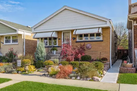 2909 Kenilworth Ave, Berwyn, IL 60402