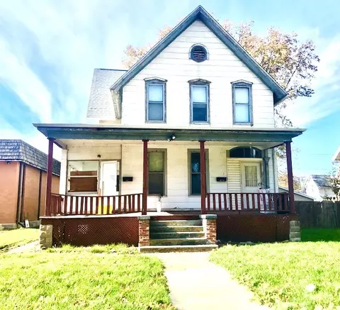607 1st Ave, Sterling, IL 61081