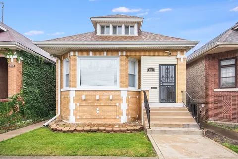 8138 S Winchester Ave, Chicago, IL 60620