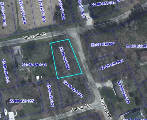 214 Crabapple Ct, Dixon, IL 61021