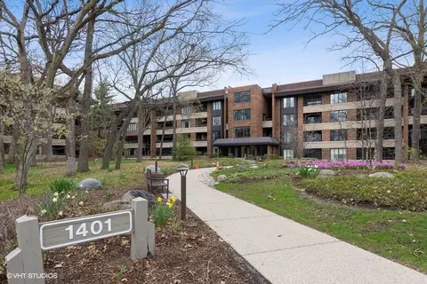 1401 Burr Oak Rd #102B, Hinsdale, IL 60521