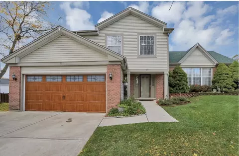 20 Little Creek Ct, Streamwood, IL 60107