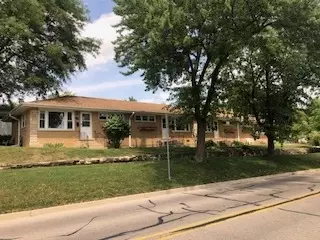 628 Rogers St, Downers Grove, IL 60515