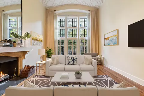 20 E Cedar St #2F, Chicago, IL 60611 photo 3