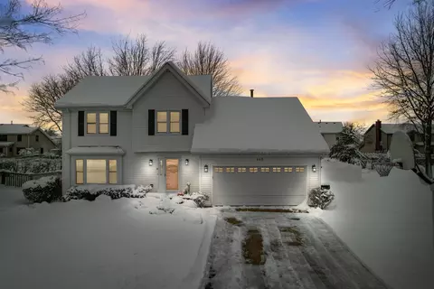 265 Thistle Ln, Lake Zurich, IL 60047