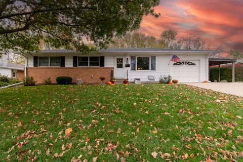816 Sheridan Rd, Normal, IL 61761