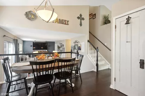 1517 Donegal Dr, Minooka, IL 60447 photo 9