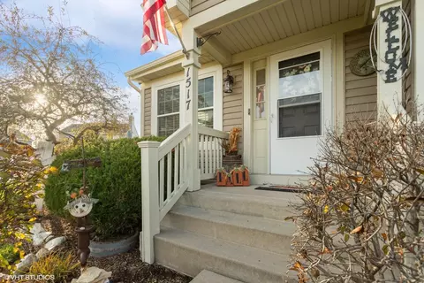 1517 Donegal Dr, Minooka, IL 60447 photo 3