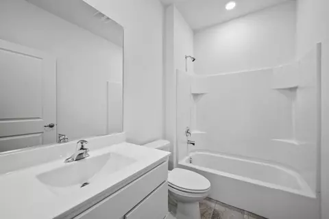 2885 Harnish Dr, Algonquin, IL 60102 photo 9