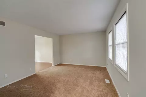 1403 Dover Rd, Bloomington, IL 61704 photo 6