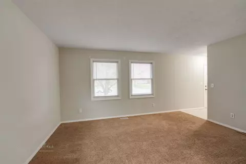 1403 Dover Rd, Bloomington, IL 61704 photo 7