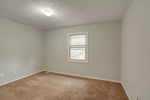 1403 Dover Rd, Bloomington, IL 61704 photo 28