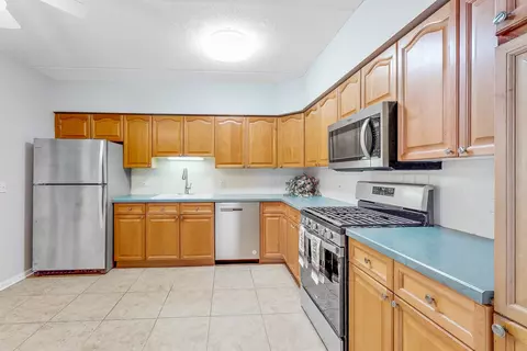1685 Mill St #209, Des Plaines, IL 60016 photo 6