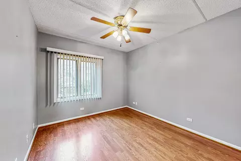 1685 Mill St #209, Des Plaines, IL 60016 photo 12