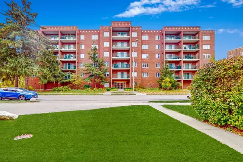 1685 Mill St #209, Des Plaines, IL 60016