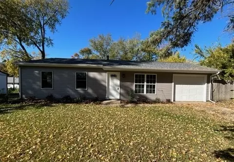 311 Glenn Dr, Urbana, IL 61802
