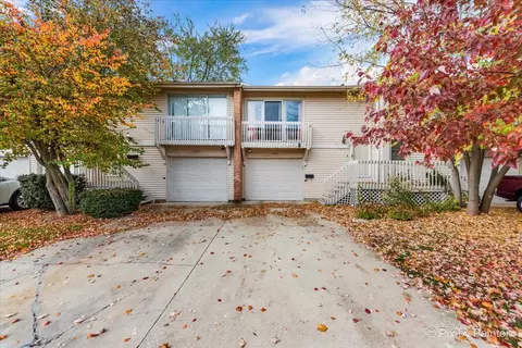 1354 Elder Dr, Aurora, IL 60506
