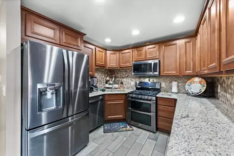 1354 Elder Dr, Aurora, IL 60506 photo 6