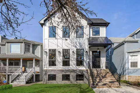 3906 N Oakley Ave, Chicago, IL 60618