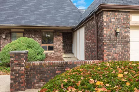 702 Golfcrest Rd #B, Normal, IL 61761 photo 4