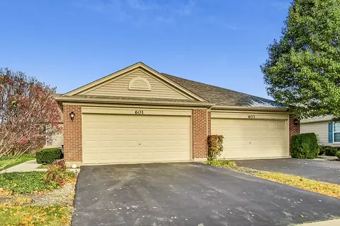 601 S Essington Dr, Round Lake, IL 60073
