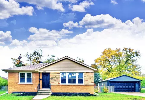 2123 Boeger Ave, Westchester, IL 60154