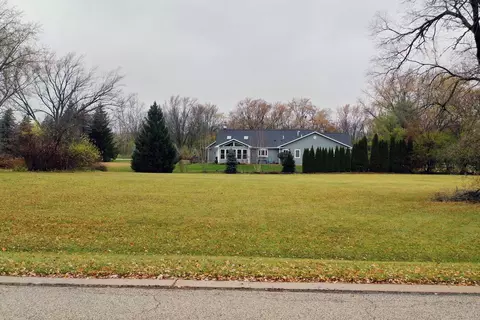 1 Juel Dr, Hawthorn Woods, IL 60047