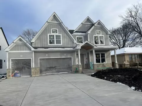 539 N Myrtle Ave, Elmhurst, IL 60126