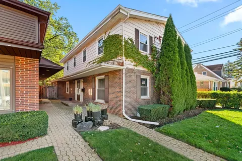 7549 Keystone Ave, Skokie, IL 60076
