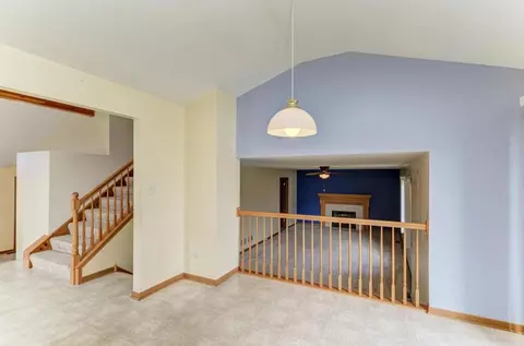 704 Feeney Dr, Minooka, IL 60447 photo 13