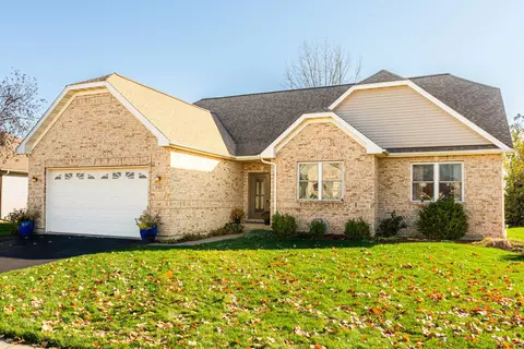 260 N Bridge Rd, Dekalb, IL 60115