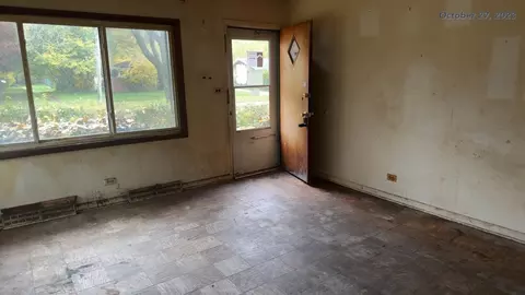 3031 Stafford Dr, Markham, IL 60428 photo 5