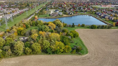 12008 W Laraway Rd, New Lenox, IL 60451