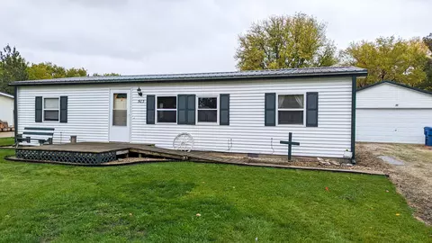 503 W Shurbet St, Thomasboro, IL 61878