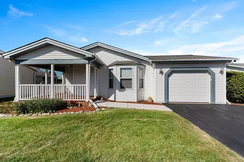 1206 Pinto Ln, Grayslake, IL 60030