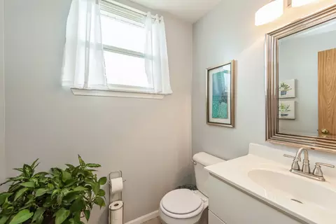 Bath - 404 Timber Dr, Harvard, IL 60033 photo 3 of 3