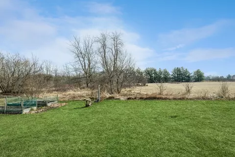 Exterior - 404 Timber Dr, Harvard, IL 60033 photo 5 of 9