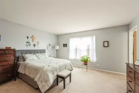 Bedroom - 404 Timber Dr, Harvard, IL 60033 photo 1 of 3