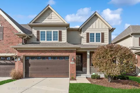 2351 Kingsley Ct, Naperville, IL 60565