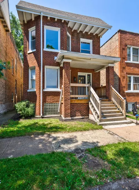 7348 S Saint Lawrence Ave, Chicago, IL 60619