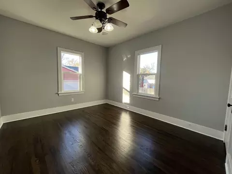 835 5th St, Aurora, IL 60505 photo 7