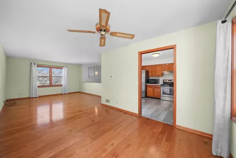 Other - 1303 W Circle Ct, Mchenry, IL 60051 photo 4 of 11