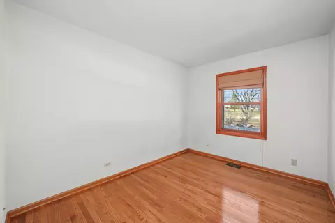Other - 1303 W Circle Ct, Mchenry, IL 60051 photo 6 of 11