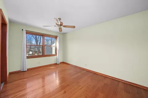 Other - 1303 W Circle Ct, Mchenry, IL 60051 photo 3 of 11