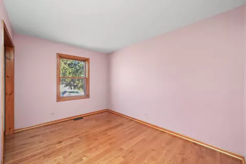 Other - 1303 W Circle Ct, Mchenry, IL 60051 photo 7 of 11