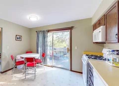 9 Cambridge Ct, Cary, IL 60013 photo 9
