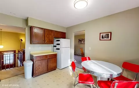 9 Cambridge Ct, Cary, IL 60013 photo 11