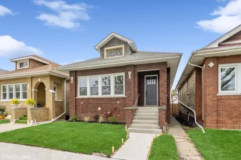 4634 W Deming Pl, Chicago, IL 60639