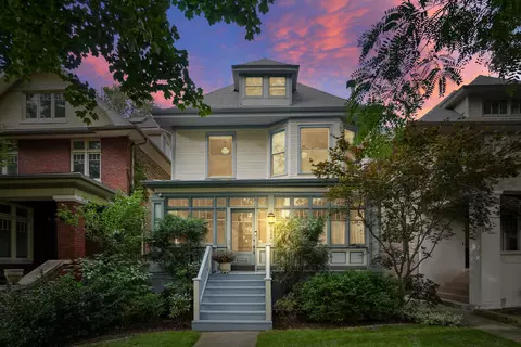 1432 W Hutchinson St, Chicago, IL 60613