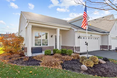 1617 Kelley Ln, Pingree Grove, IL 60140